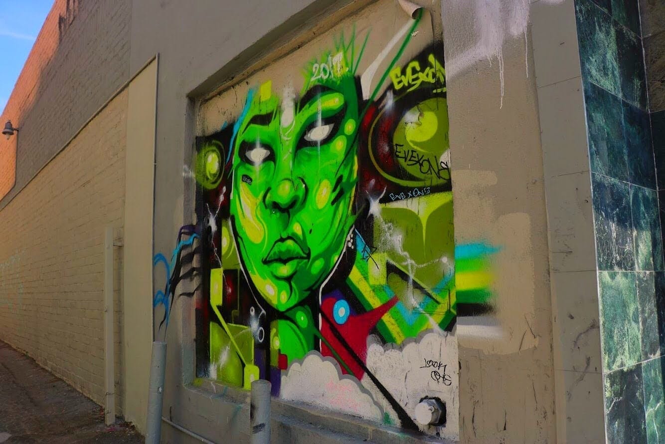 Street Art in LA - Alien 