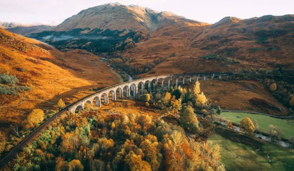 How To Photograph The Glenfinnan Viaduct - Emma Jane Explores